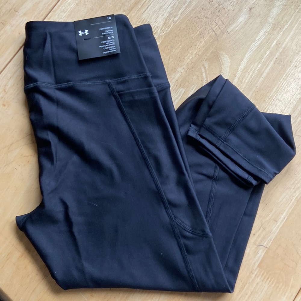 Black under armour leggings